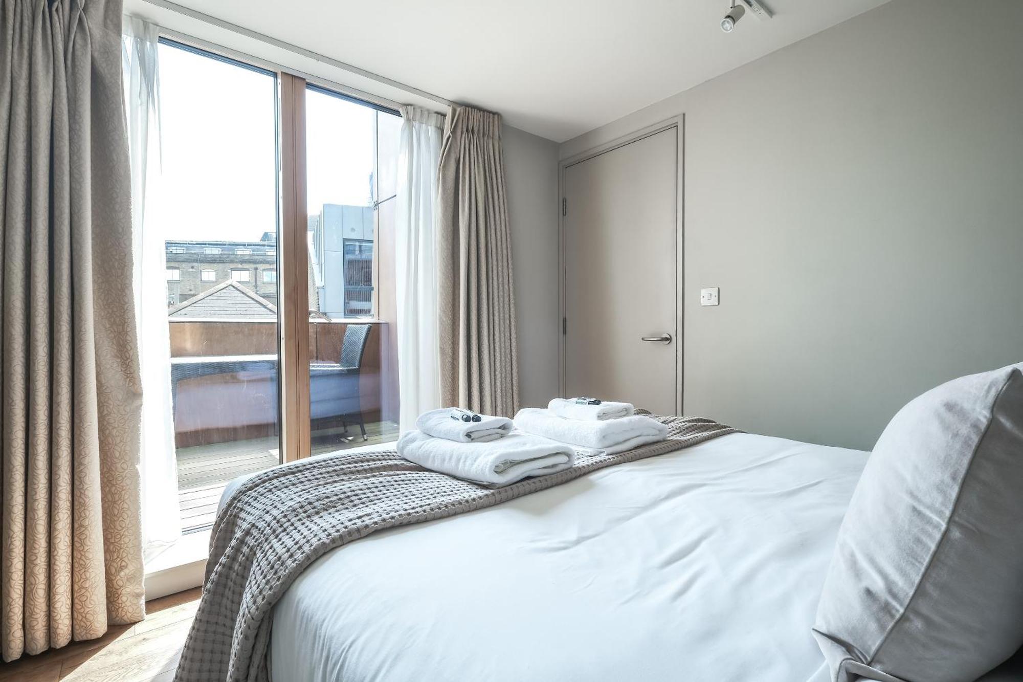 Central Servised Apartments On Artillery Lane London Room photo