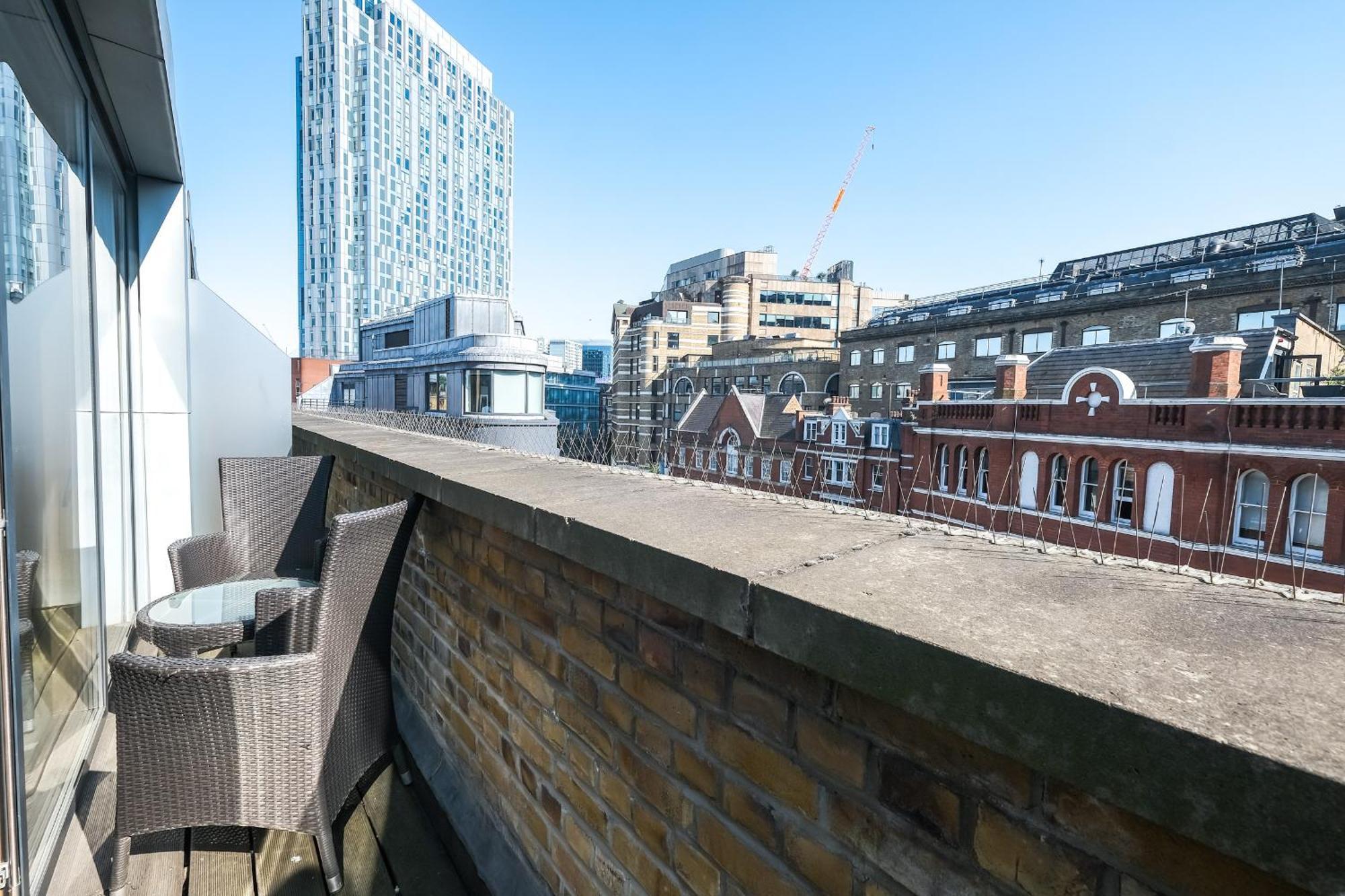 Central Servised Apartments On Artillery Lane London Room photo
