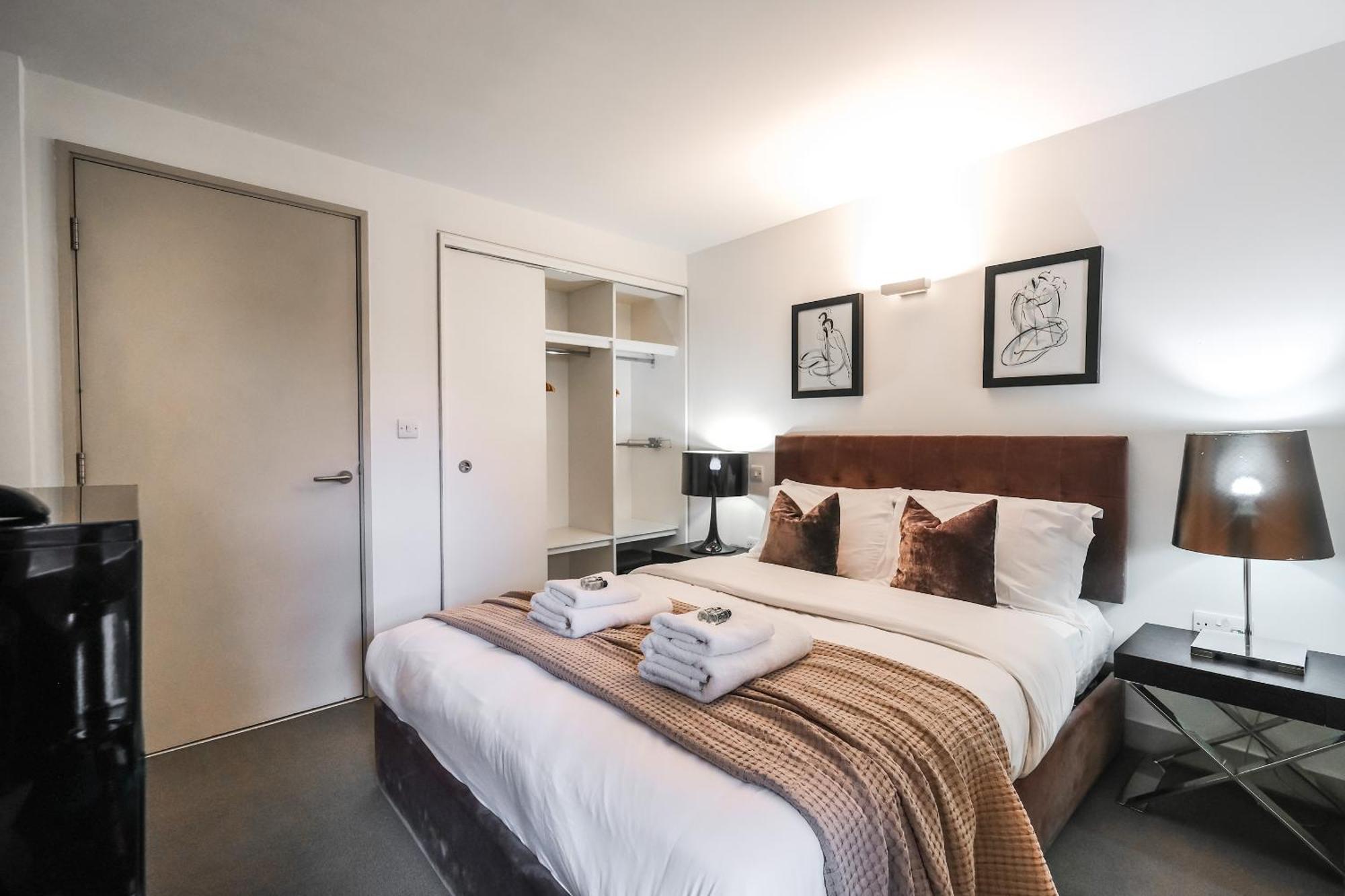 Central Servised Apartments On Artillery Lane London Room photo