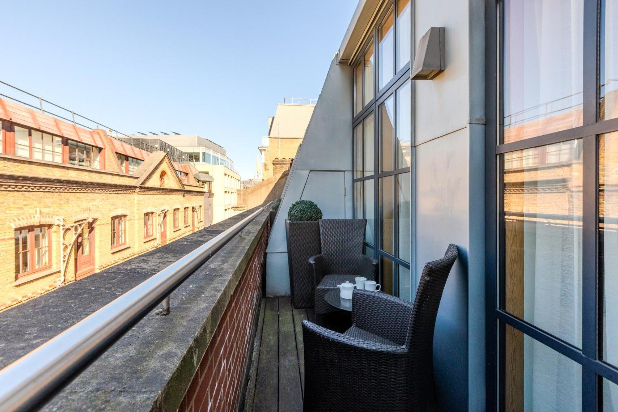 Central Servised Apartments On Artillery Lane London Exterior photo